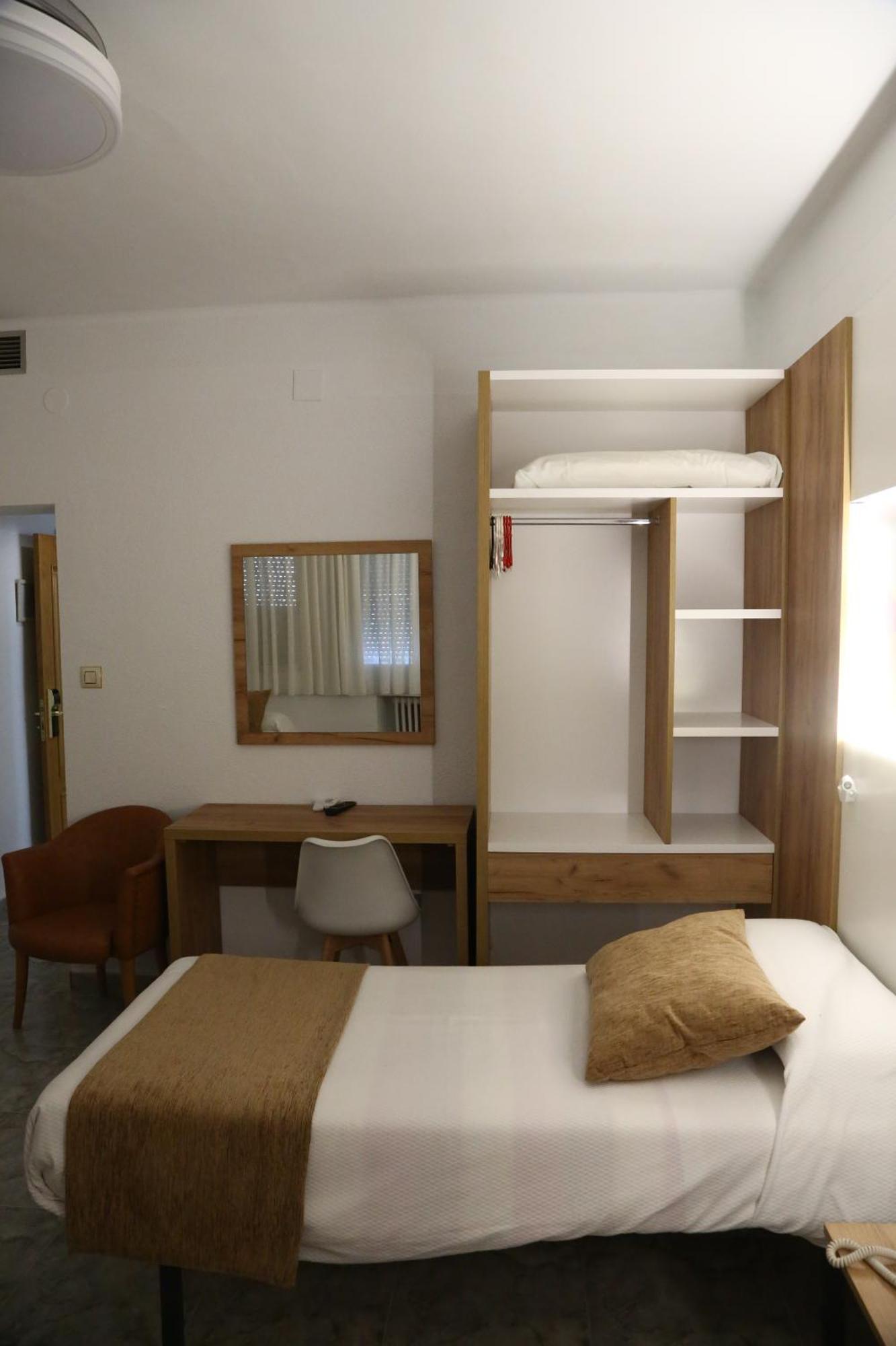 Hostal Real Plasencia Exterior foto